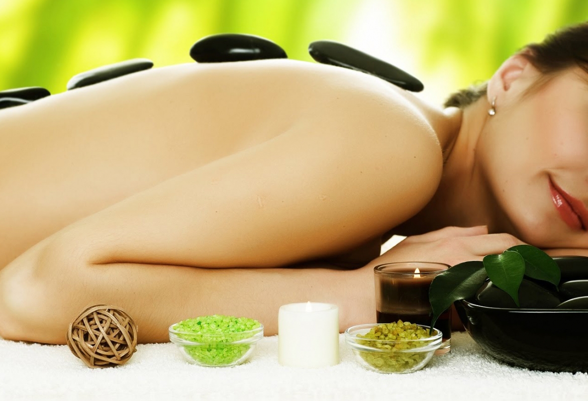 hotstone-massage-2.jpg